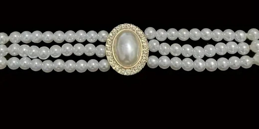 Artificial Pearl Necklace dime-store-in